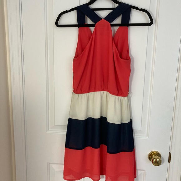 Forever 21 Colourblock  Dress - Picture 2 of 3